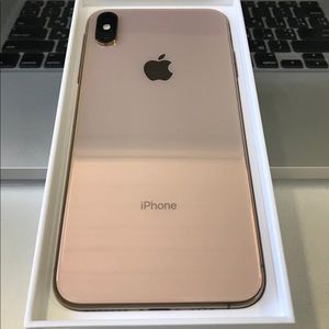 iPhone XS